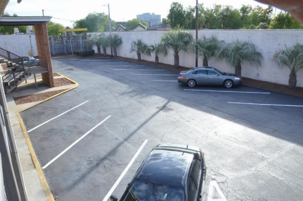 Americas Best Value Inn - Augusta Historic Downtown image 11