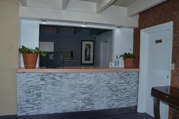 Americas Best Value Inn - Augusta Historic Downtown image 18